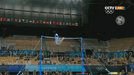 1349277659432706048.gif