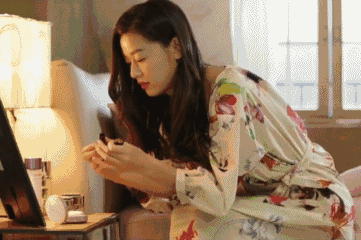 4582015525364429824.gif