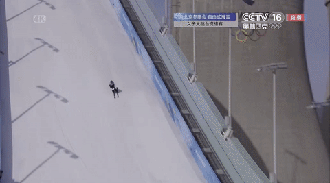 9031061396135907328.gif