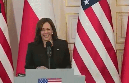 8260109018840206336.gif