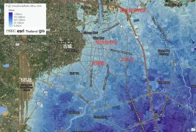 500多名游客被困！泰国清迈遭50年最大洪灾，两头大象被洪水卷走死亡，当地华人：部分地方水深齐胸