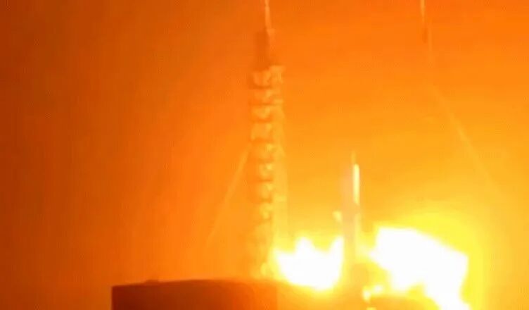 韩国“存储双雄”市值齐破1万亿美元；蓝色起源火箭爆炸带崩太空股；“PC老登”戴尔股价5月翻倍；美股市值前十已无传统公司｜一周国际财经 (http://www.kingbaby.com.cn/) wap 第12张