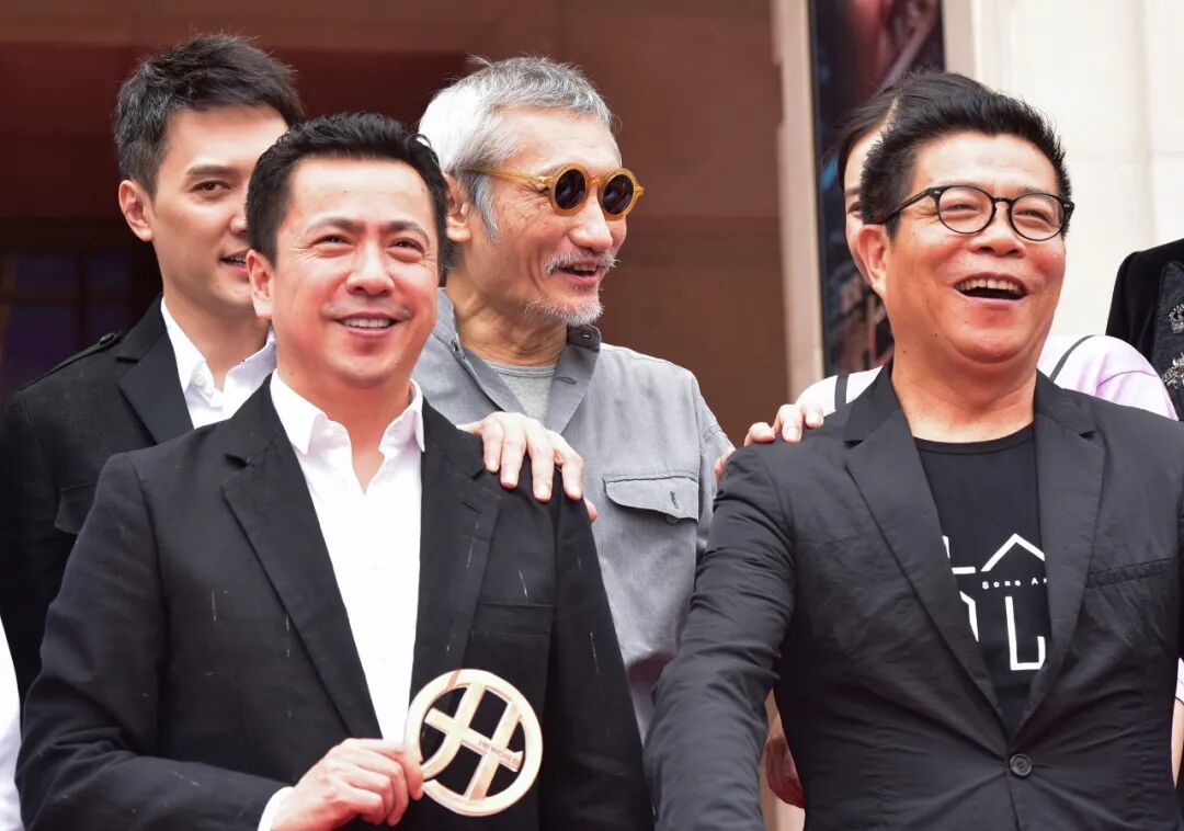 1140万元债务“压垮”昔日900亿市值巨头？华谊兄弟启动预重整，公司回应！8年亏超85亿元，市值只剩49亿，谁来接盘？ (http://www.hilij.com/) p 第1张