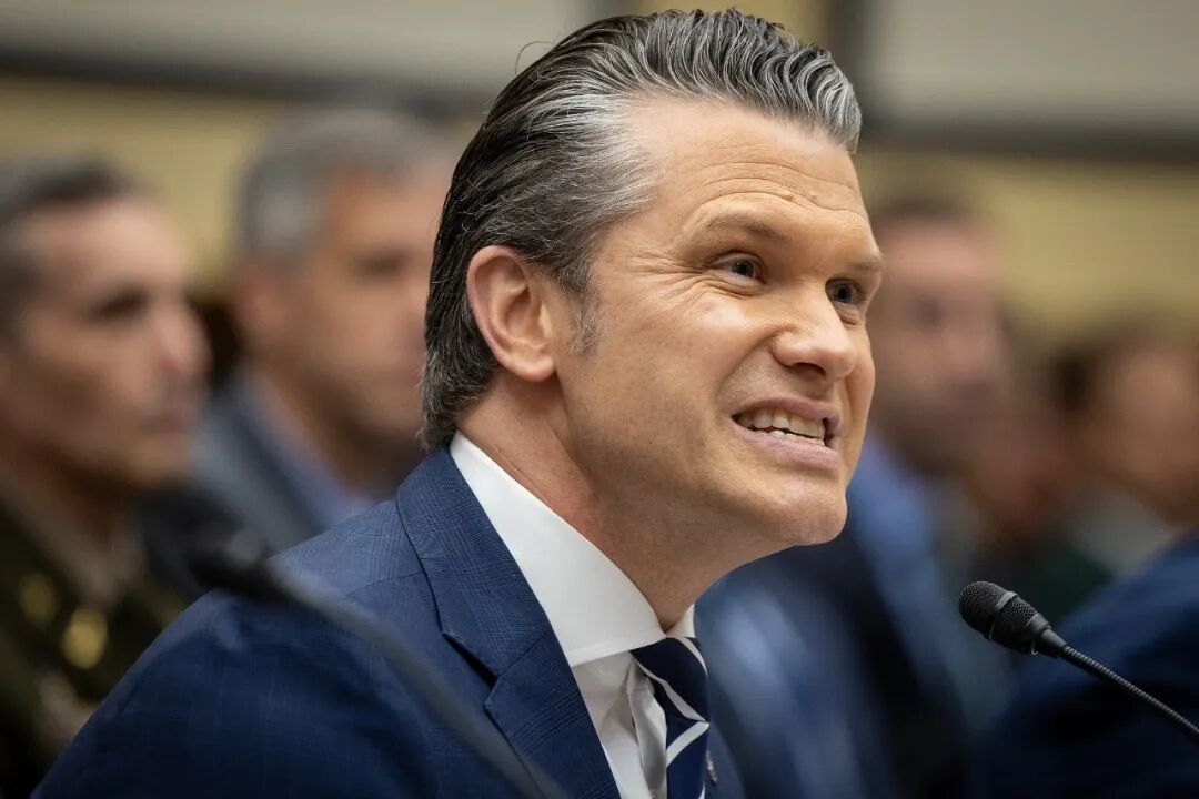 现场一度失控！美防长“破防”后面露凶相、龇牙咆哮：美国最大对手在国会，而非伊朗！对手怒批他和特朗普表现出“惊人的无能” (http://www.photoreceiver.com/) oks 第4张