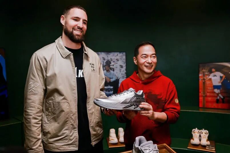终于不用“乱穿鞋”了！NBA传奇巨星库里，签约李宁！合作还包括高尔夫，库里：未来会将更多重心转向高尔夫 (http://www.kingbaby.com.cn/) wap 第3张