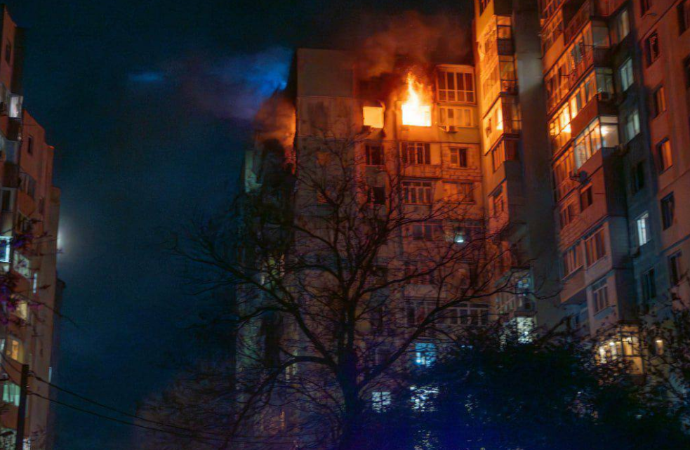 泽连斯基：乌多地夜间遭俄军袭击！哈尔科夫铁路基础设施遭袭，俄军出动210架无人机 (http://www.kingbaby.com.cn/) wap 第1张