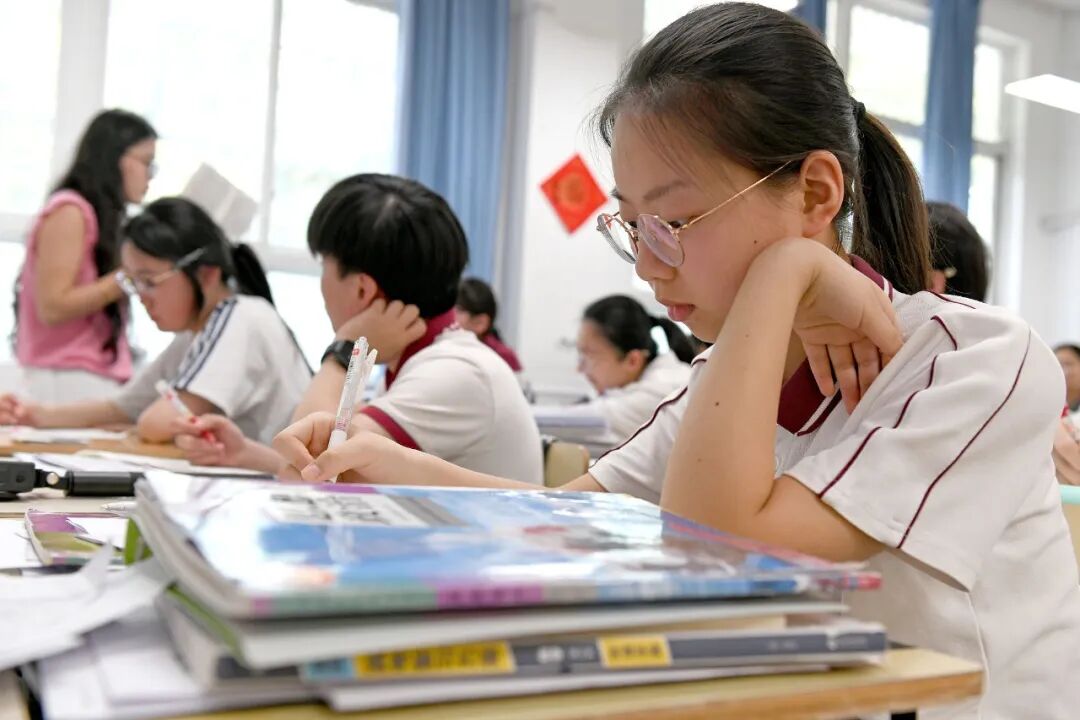 上海、广东等多地提醒：高考考生如佩戴眼镜，入场前须接受查验！这些物品带入考场即构成作弊 (http://www.kingbaby.com.cn/) wap 第2张