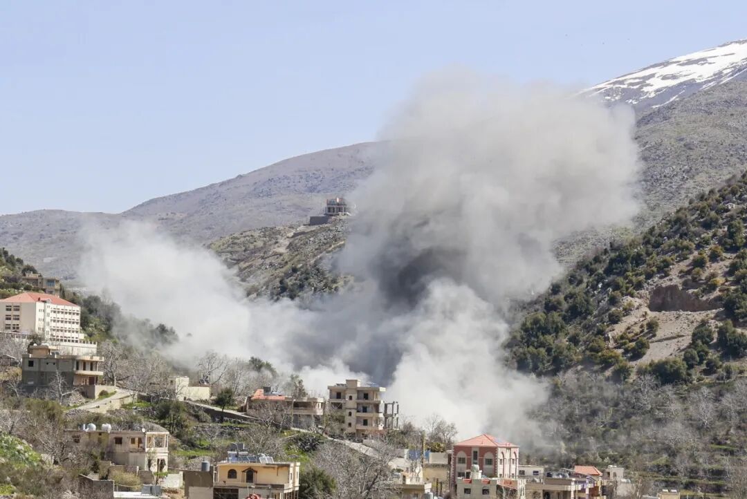 以黎美三方会谈这一天，以色列仍在袭击黎巴嫩，已造成35人死亡，159人受伤；黎真主党向以色列北部发射火箭弹；17国外长发布联合声明 (http://www.paipi.cn/) wap 第2张