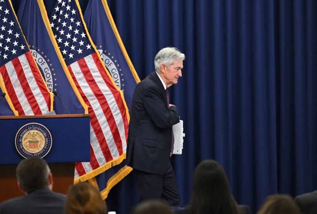美联储“鲍威尔时代”结束，最后的道别词是“下次不再见”！经历疫情大考，与特朗普反目，任职8年，他功过几何？ (http://www.999law.cn/) caij 第1张