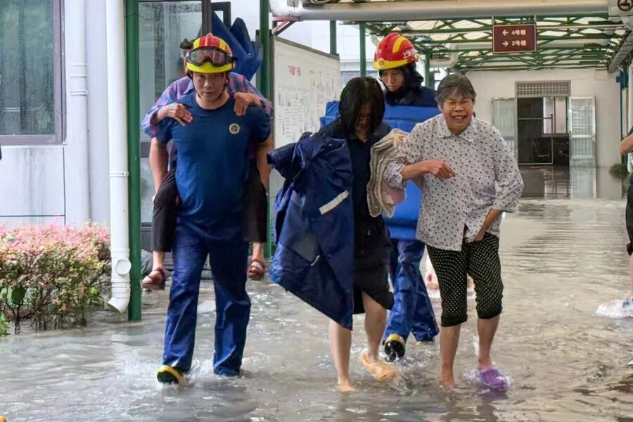 上海乐高乐园宣布：临时闭园，补偿方案公布！上海金山区发布“六停”通知，一敬老院渗水倒灌紧急转移老人 (http://www.kingbaby.com.cn/) wap 第4张