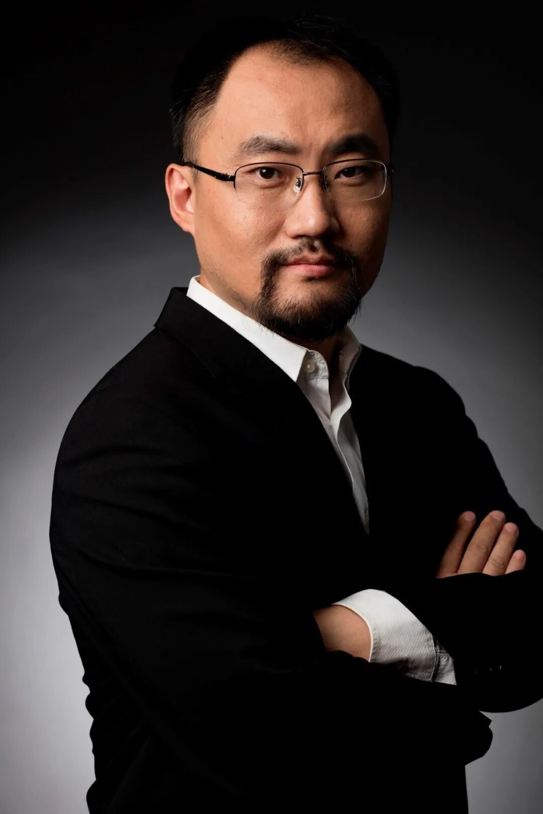 “AI相对论”第一弹来了！ 一场圆桌，两位破局者，聊聊中国智驾“下半场”的真相 (http://www.photoreceiver.com/) 财经 第2张