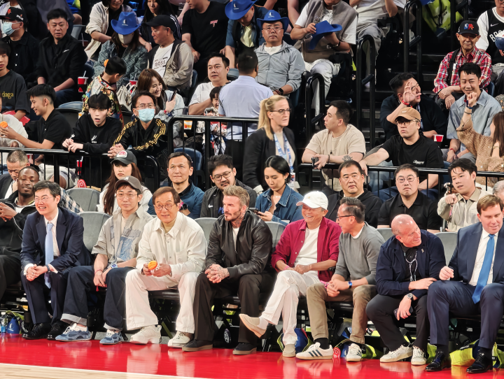 马云、蔡崇信、成龙、贝克汉姆现身NBA中国赛！一场赛事背后，阿里在赌88VIP和AI的长期价值 (http://www.kingbaby.com.cn/) wap 第1张