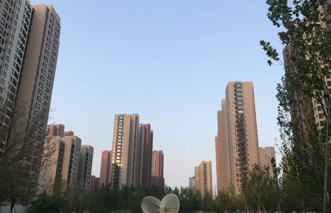 有人出手就买一层？燕郊楼市开始宣发“零距离地铁盘”，今年房价越发“亲民”